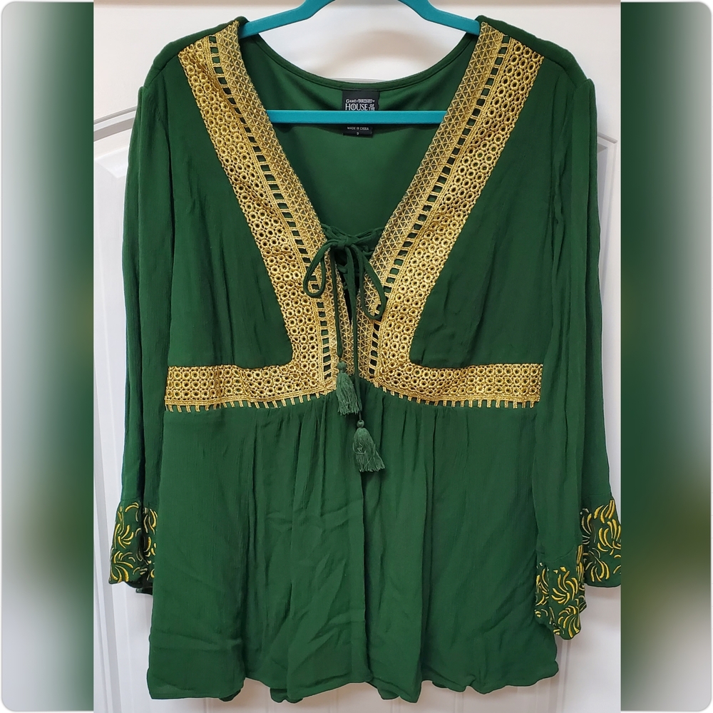 Torrid - SZ 2 - Green and Gold Women's Top